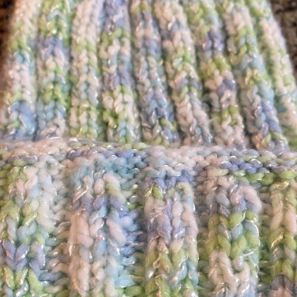 Newborn Infant Hat Blue & Green in Like New Condition